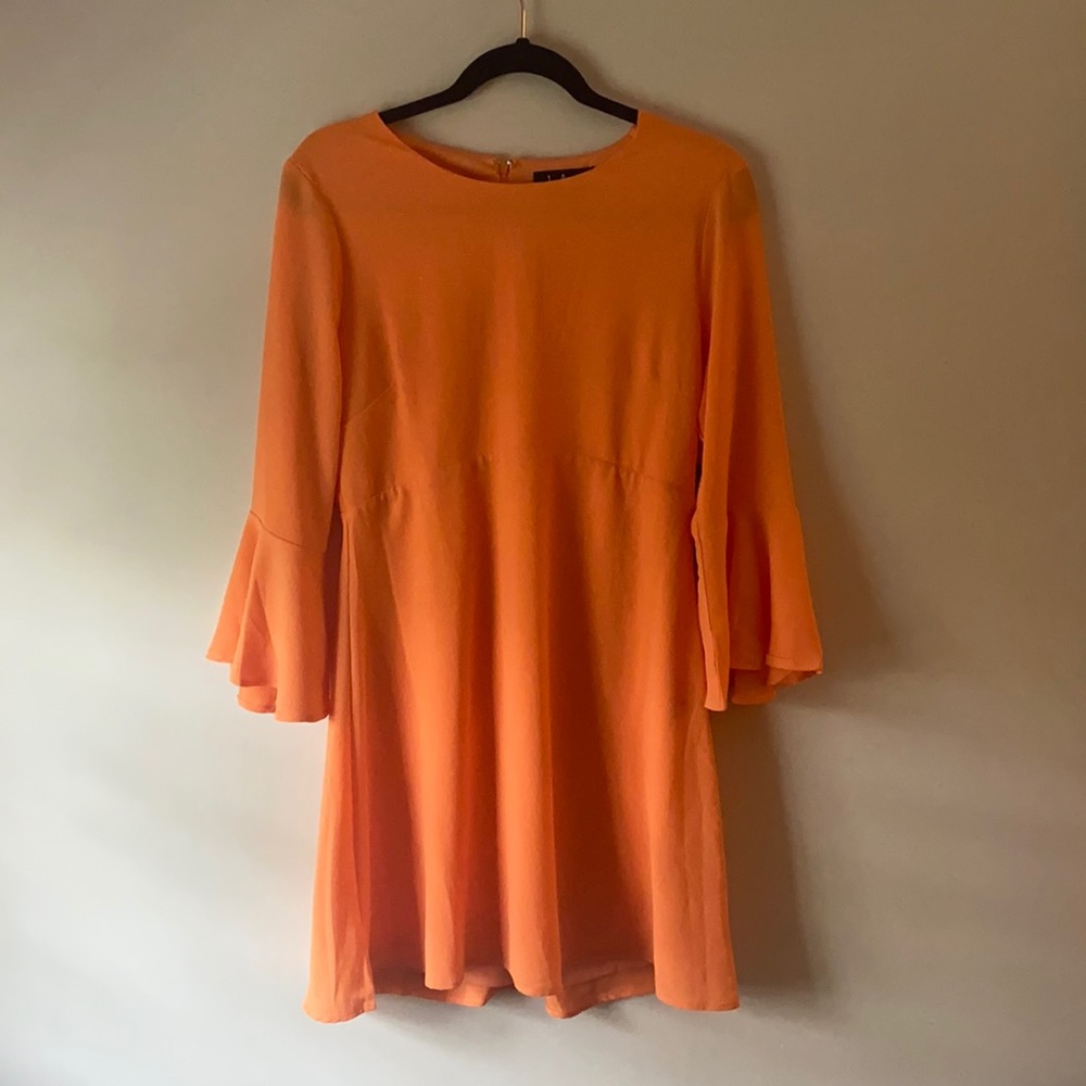 NWT Lulu’s women’s dress. Orange. Size L.